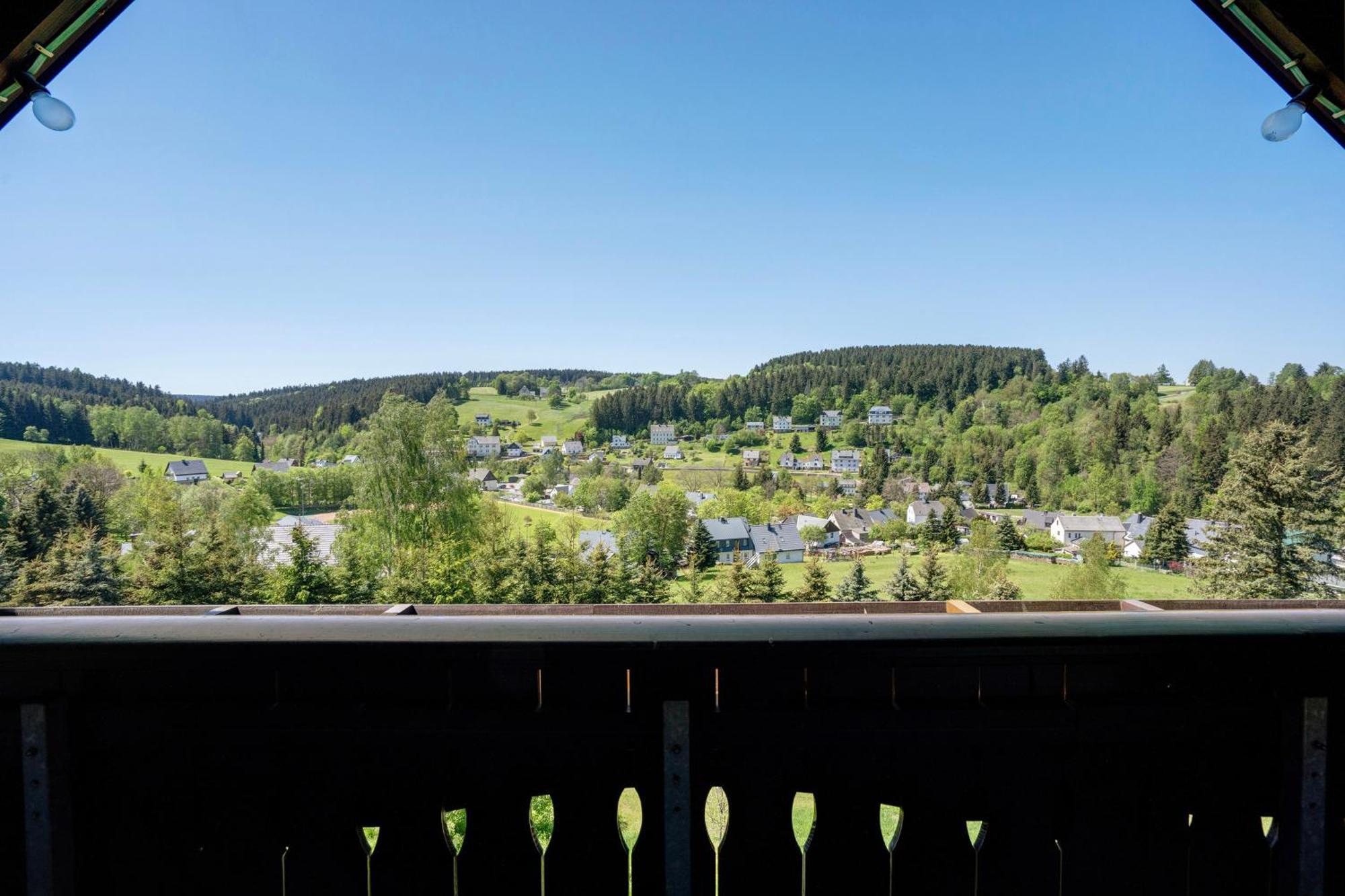 Pension Bergblick Мариенберг Екстериор снимка